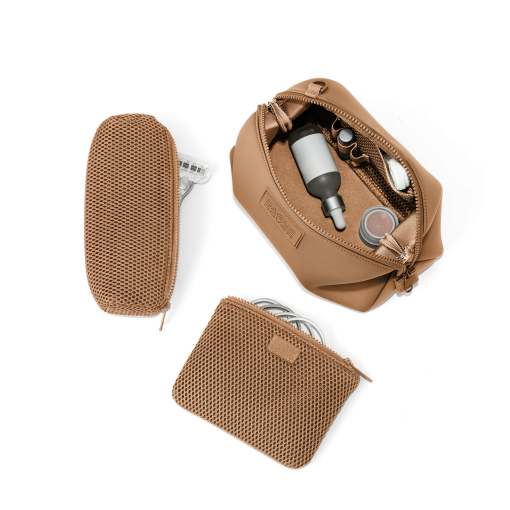 Hunter Toiletry Bag in Camel. Large - Image 2