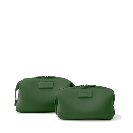 Hunter Toiletry Bag in Pine. Large - Image 2