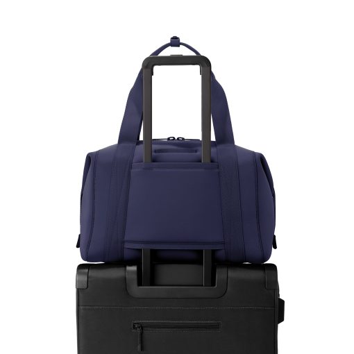 Landon Carryall in Storm. Large - Image 15
