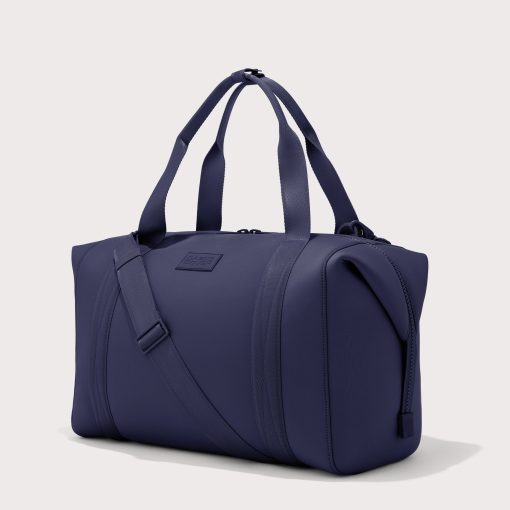 Landon Carryall in Storm. Extra Large - Image 4