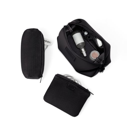 Hunter Toiletry Bag in Onyx. Large - Image 9