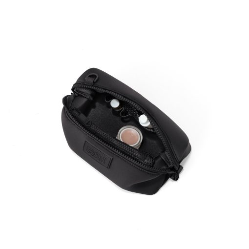 Hunter Toiletry Bag in Onyx. Small - Image 8