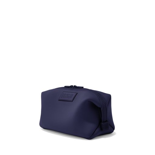 Hunter Toiletry Bag in Storm. Large - Image 5