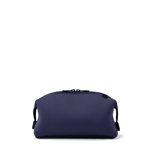 Hunter Toiletry Bag in Storm. Large - Image 6