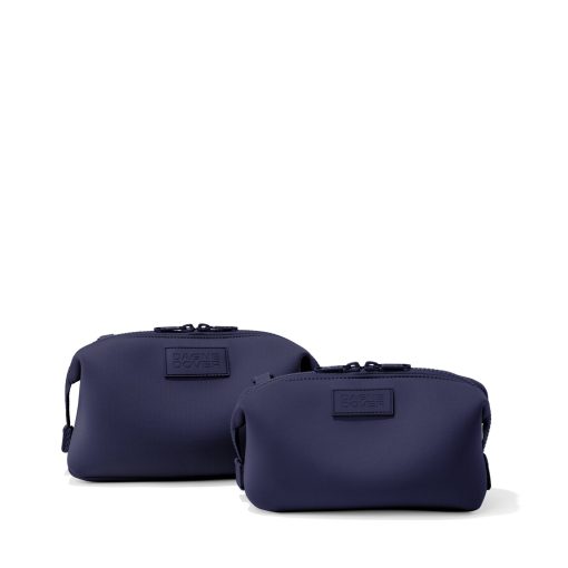 Hunter Toiletry Bag in Storm. Small - Image 4
