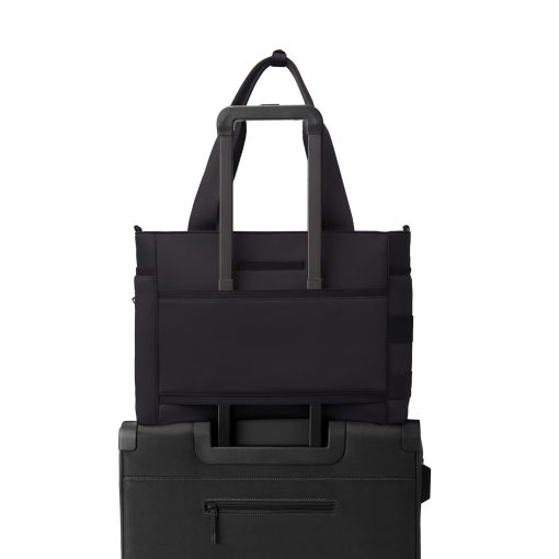 Wade Diaper Tote in Onyx - Image 7