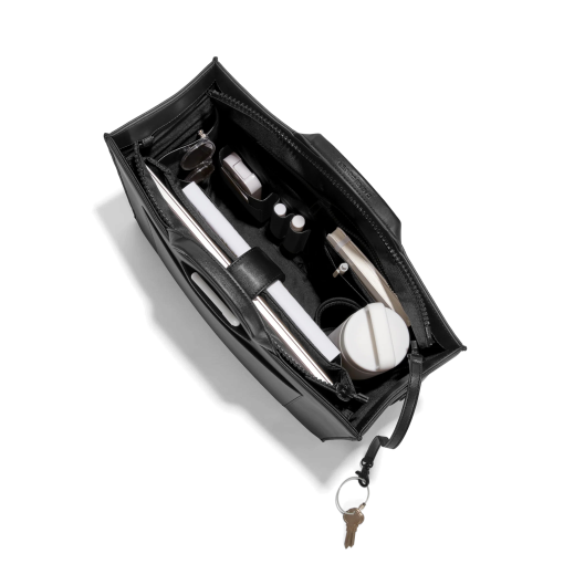 Daily Tote in Onyx. Large - Image 5