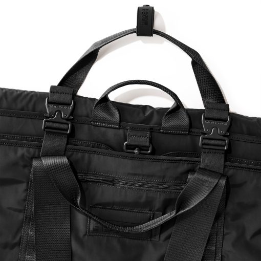 Capri Garment Bag in Onyx - Image 4