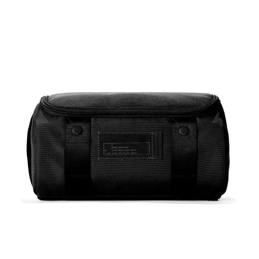 Seoul Dopp Kit in Onyx. Large - Image 2